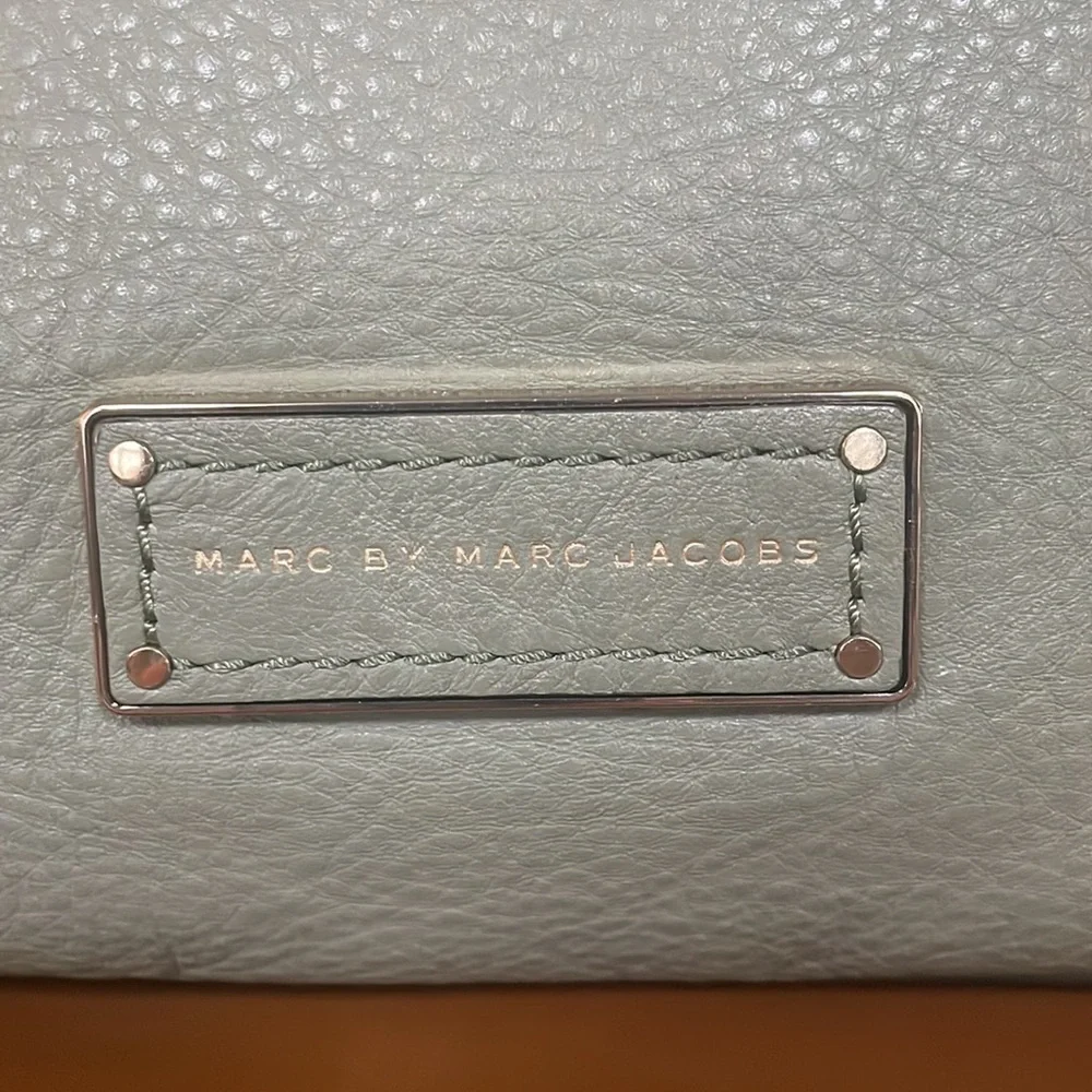 🌟NWOT🌟 Marc by Marc Jacobs Leather Bentley - Picture 2 of 6